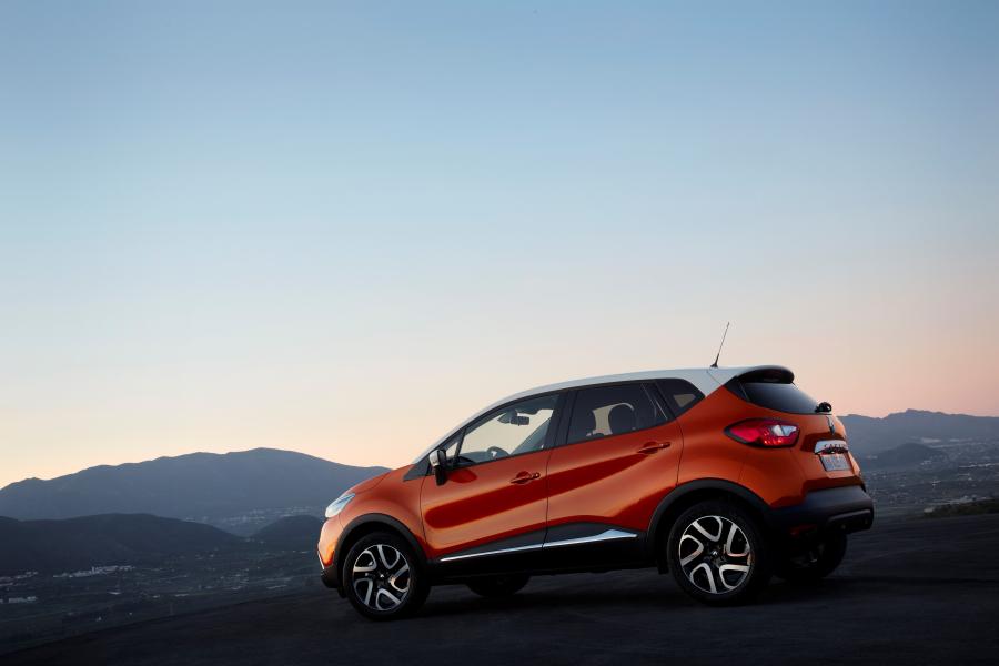  Renault Captur 2013 года  (фото 9 из 26)